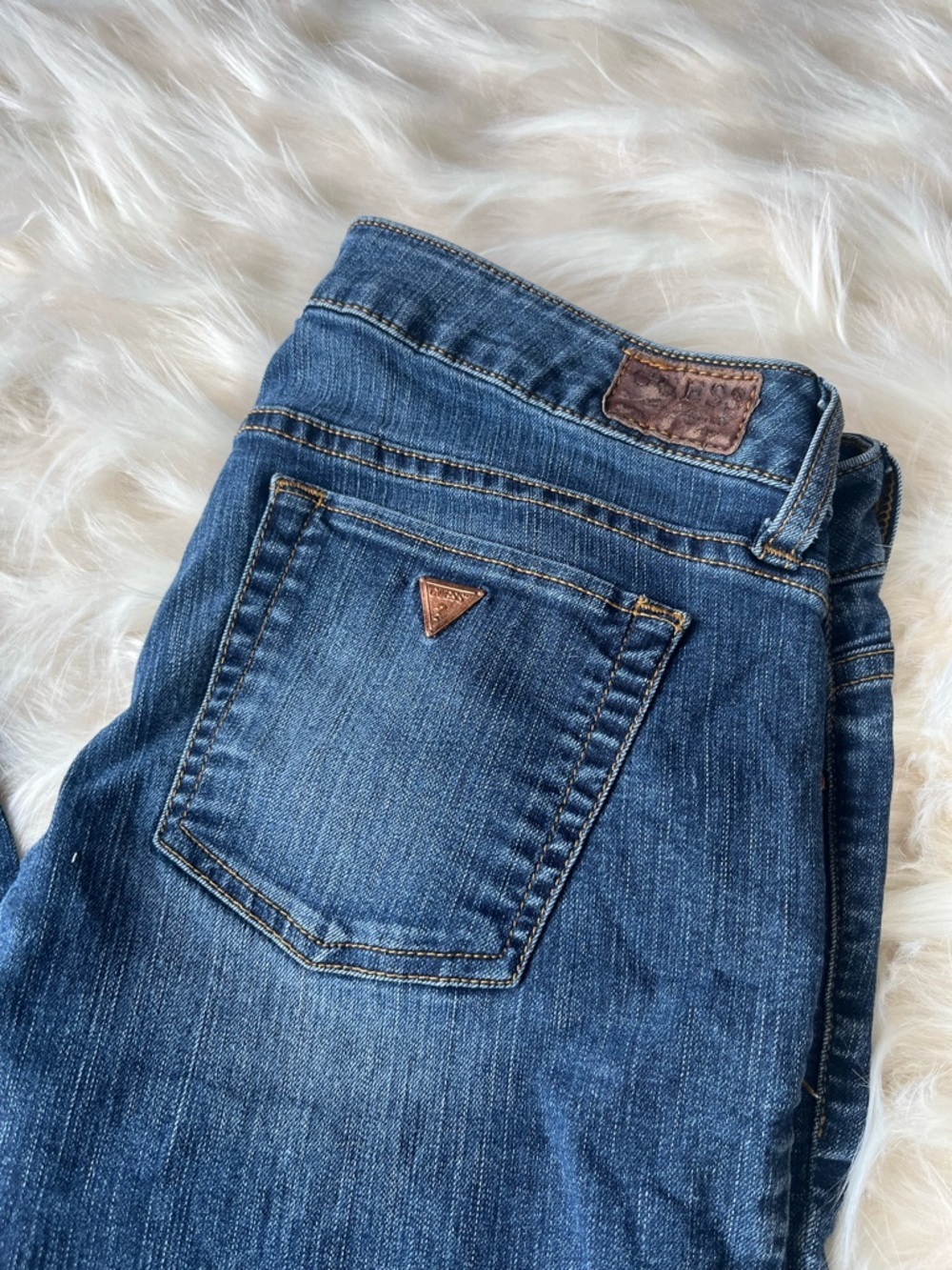 Guess Women's Starlet Skinny Jeans - Mid-rise in Medium Blue